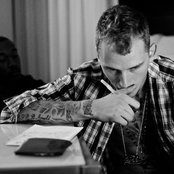 Machine Gun Kelly - List pictures