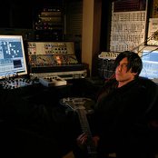 Trent Reznor - List pictures