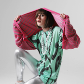 Yelle - List pictures