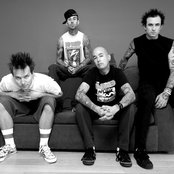 Plus 44 - List pictures