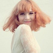 Nana - List pictures