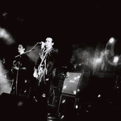 Levitation - List pictures