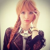 Bella Thorne - List pictures