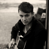 Leon Jackson - List pictures