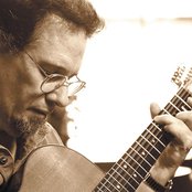 Glenn Jones - List pictures