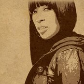 Shareefa - List pictures