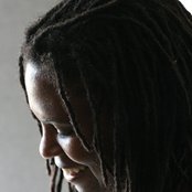 Ruthie Foster - List pictures