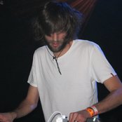 Lindstrom - List pictures