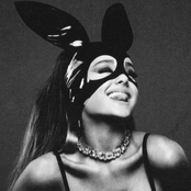 Ariana Grande - List pictures
