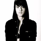 Travis Garland - List pictures