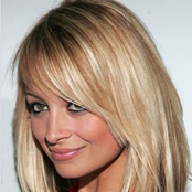 Nicole Richie - List pictures
