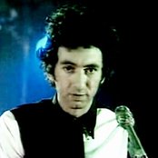 Jona Lewie - List pictures