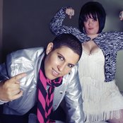 God-des And She - List pictures