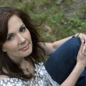 Lori Mckenna - List pictures