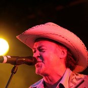 Paul Young - List pictures