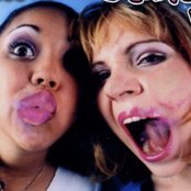 Daphne & Celeste - List pictures