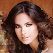 Lucero - List pictures