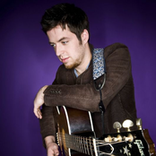Lee Dewyze - List pictures