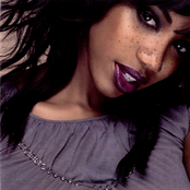 Shaznay Lewis - List pictures