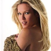 Lorie - List pictures