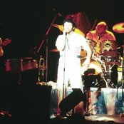 Gentle Giant - List pictures