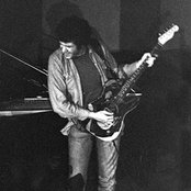 Mike Bloomfield - List pictures