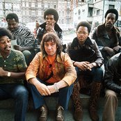 Eric Burdon & War - List pictures