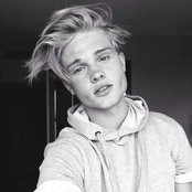 Benjamin - List pictures