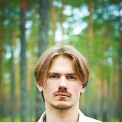 Last In Line - List pictures