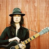 Lera Lynn - List pictures