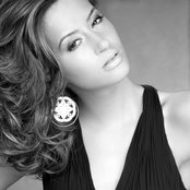 Dafina Zeqiri - List pictures