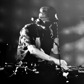 Rustie - List pictures