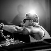 Bobby V - List pictures