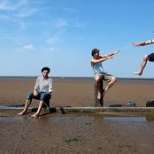 Holloways - List pictures