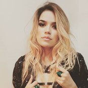 Karol G - List pictures