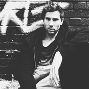 Sam Sure - List pictures