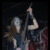 Primitive Graven Image - List pictures