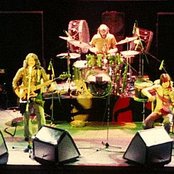 Gentle Giant - List pictures