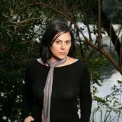 Anika Moa - List pictures