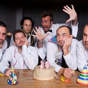 Electro Deluxe - List pictures