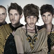 Fenech-soler - List pictures