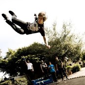 Heavy Heavy Low Low - List pictures