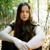 Meg Baird - List pictures