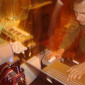 Jonathan Segel - List pictures