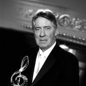 Alan Silvestri - List pictures