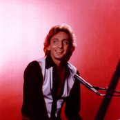 Barry Manilow - List pictures