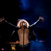 Tim Minchin - List pictures