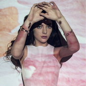 Lorde - List pictures