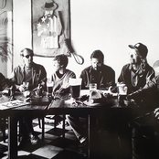 Walkabouts - List pictures