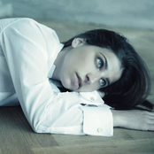 Ariana And The Rose - List pictures